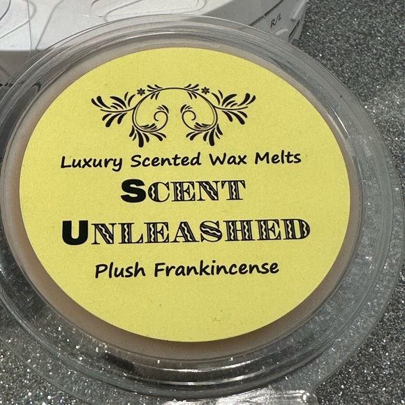 SCENT UNLEASHED LLC, LUXURY HAND POURED SCENTED CANDLE- DESIGNER FRAGRANCES! - Picture 10 of 12